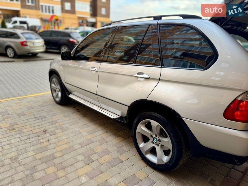 Внедорожник / Кроссовер BMW X5 2004 в Черновцах