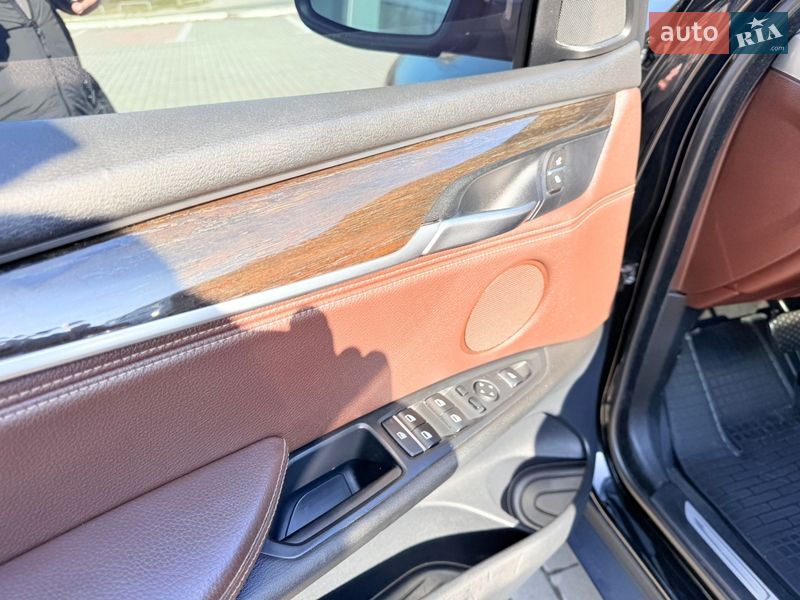 Внедорожник / Кроссовер BMW X5 2014 в Харькове