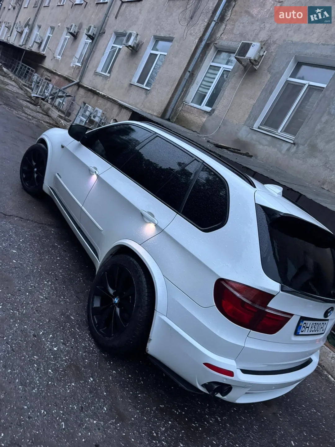 2010 BMW X5 - мініатюра 3
