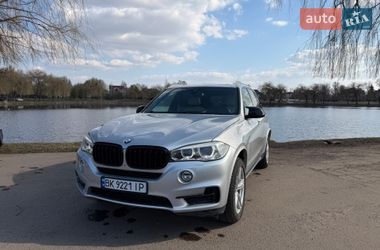 Внедорожник / Кроссовер BMW X5 2016 в Ровно