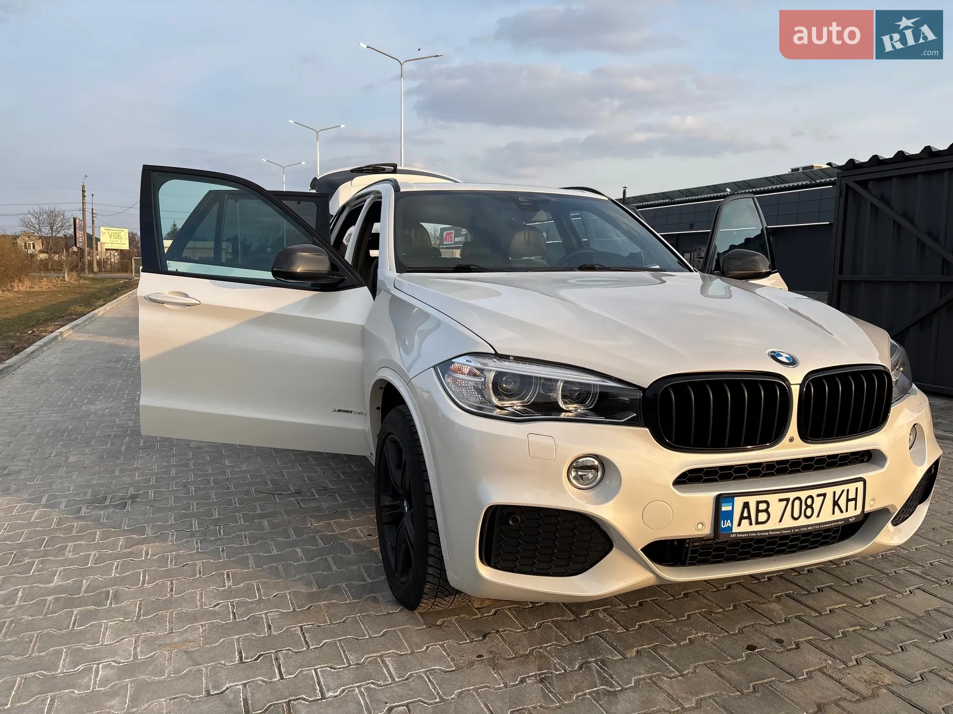 2015 BMW X5 - мініатюра 18
