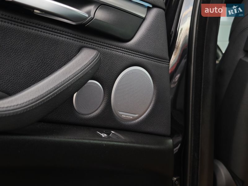 Внедорожник / Кроссовер BMW X5 2016 в Луцке