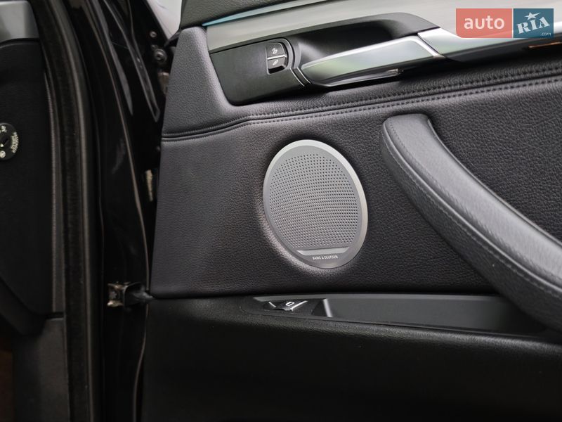 Внедорожник / Кроссовер BMW X5 2016 в Луцке