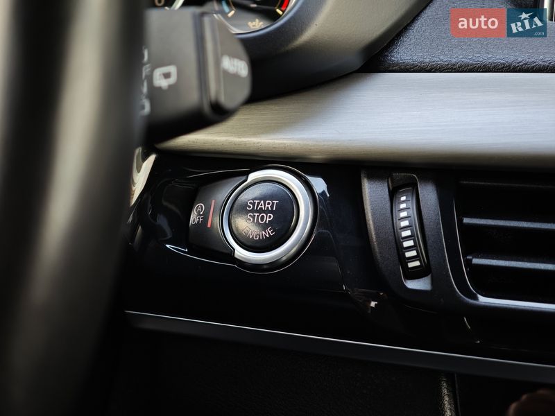 Внедорожник / Кроссовер BMW X5 2016 в Луцке