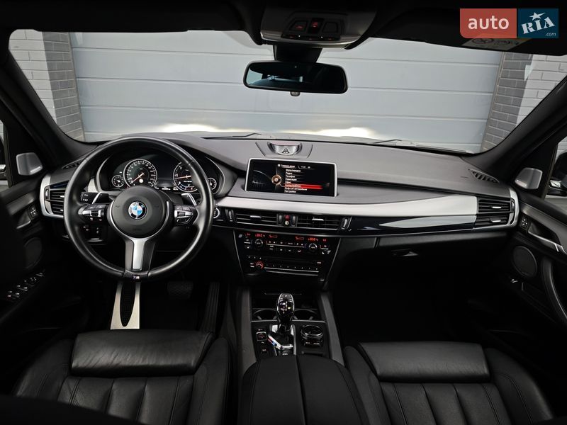 Внедорожник / Кроссовер BMW X5 2016 в Луцке