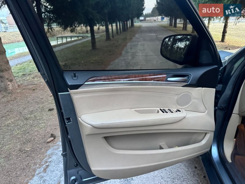 Позашляховик / Кросовер BMW X5 2007 в Луцьку