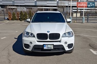 Внедорожник / Кроссовер BMW X5 2011 в Киеве