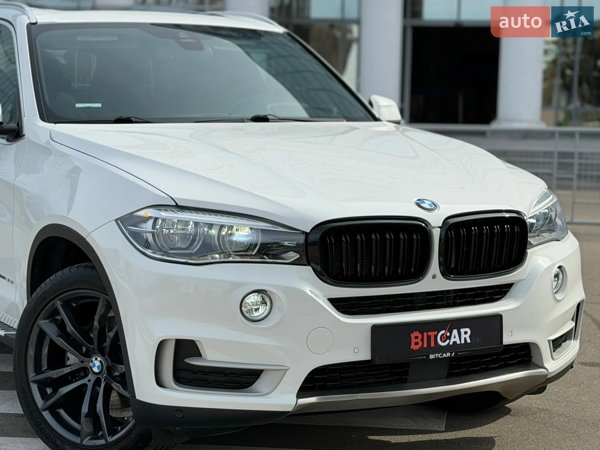2017 BMW X5 - мініатюра 3