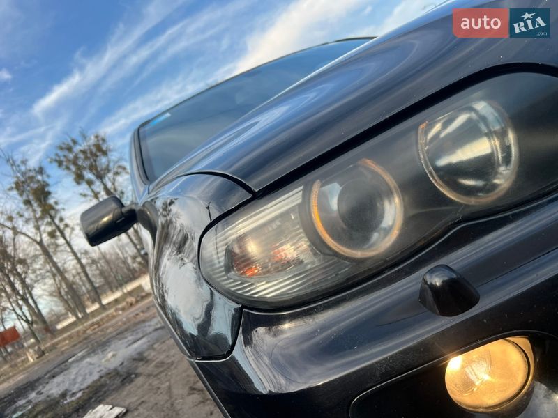 Внедорожник / Кроссовер BMW X5 2004 в Богодухове