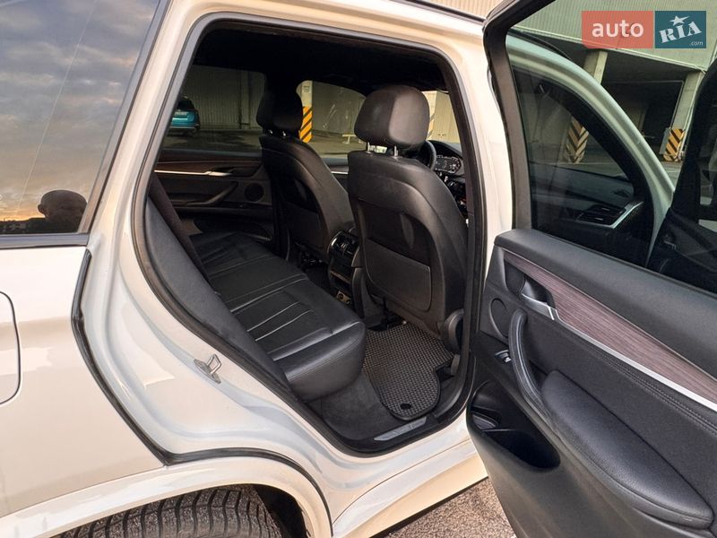 Внедорожник / Кроссовер BMW X5 2015 в Днепре