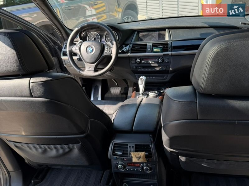 Внедорожник / Кроссовер BMW X5 2012 в Ровно