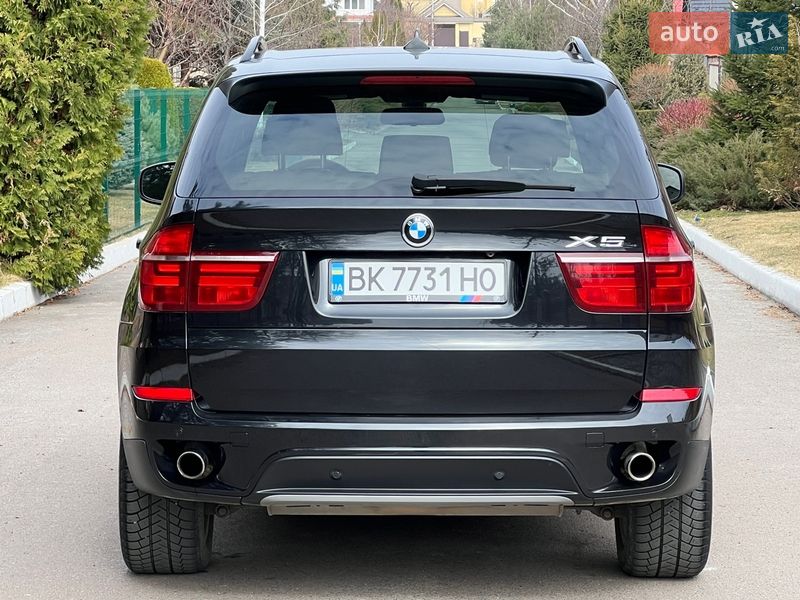 Внедорожник / Кроссовер BMW X5 2010 в Ровно