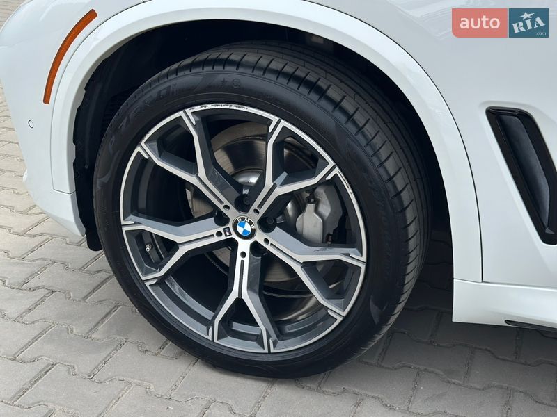Внедорожник / Кроссовер BMW X5 2019 в Луцке