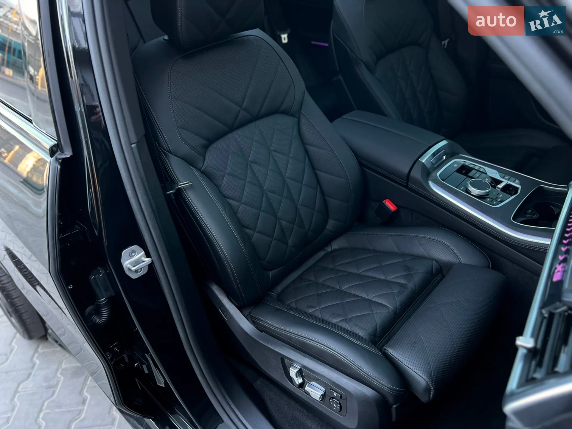 2025 BMW X5 - мініатюра 35