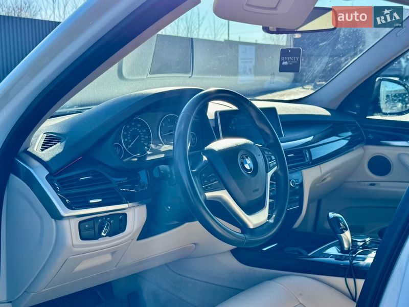 Внедорожник / Кроссовер BMW X5 2015 в Сарнах