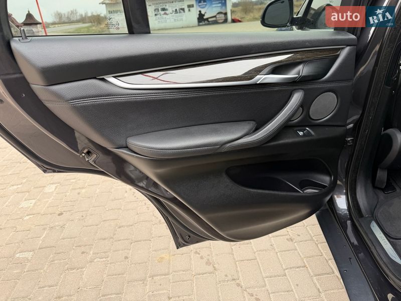 Внедорожник / Кроссовер BMW X5 2015 в Ивано-Франковске