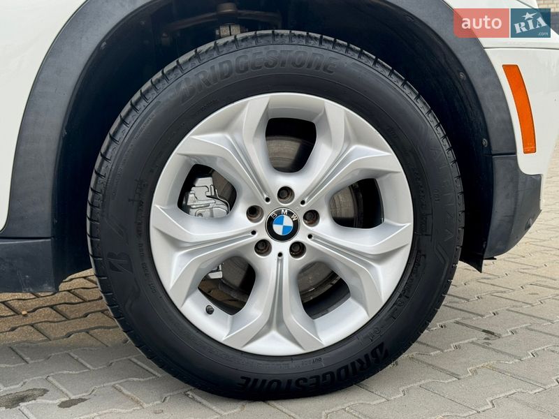 Позашляховик / Кросовер BMW X5 2012 в Рівному