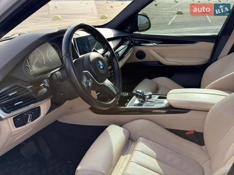 Внедорожник / Кроссовер BMW X5 2016 в Киеве