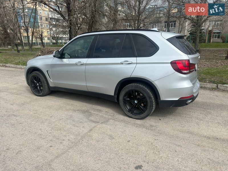 Внедорожник / Кроссовер BMW X5 2017 в Днепре