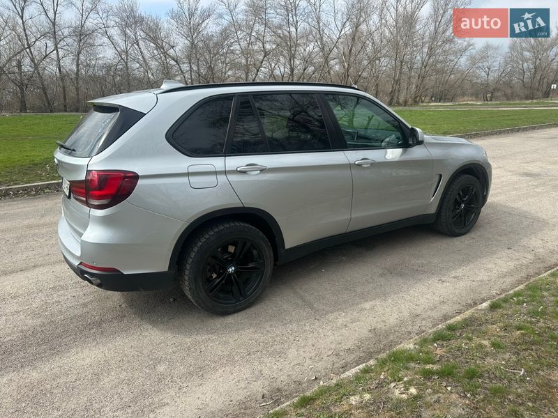 Внедорожник / Кроссовер BMW X5 2017 в Днепре