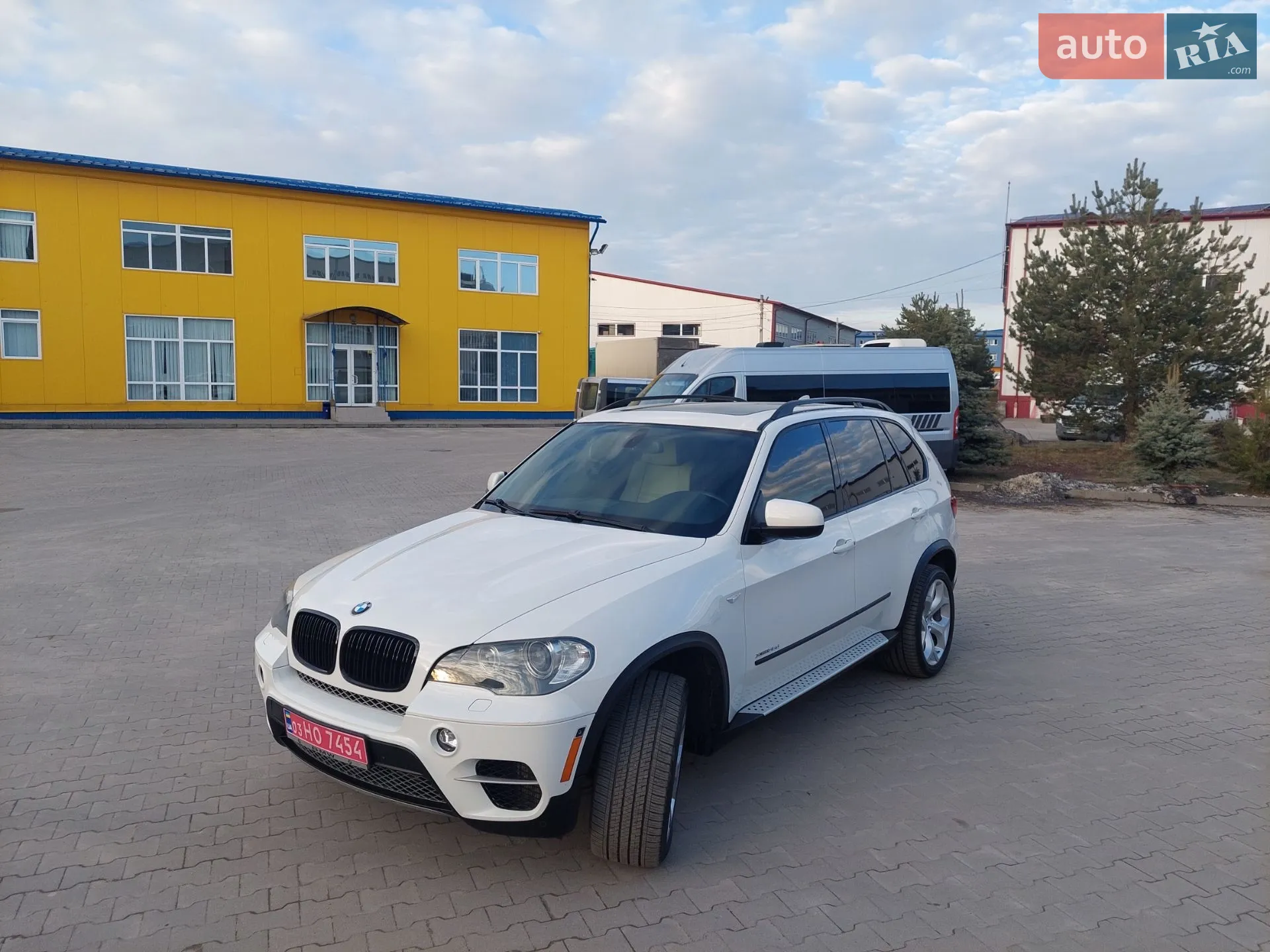 2011 BMW X5 - мініатюра 15
