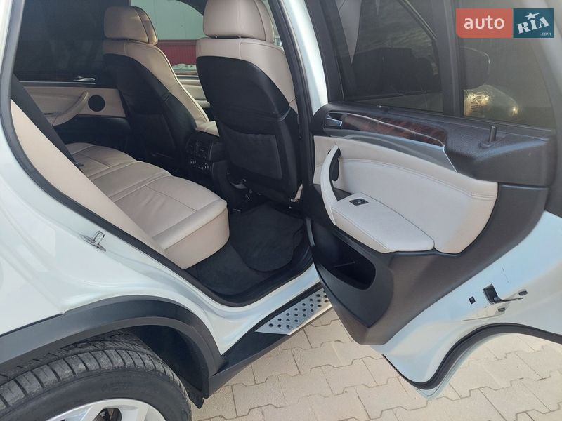 Внедорожник / Кроссовер BMW X5 2011 в Львове фото 40 Внедорожник / Кроссовер BMW X5 2011 в Львове