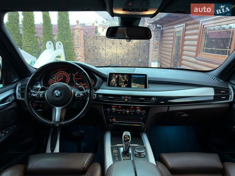 Внедорожник / Кроссовер BMW X5 2015 в Вараше