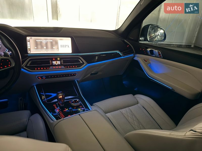 Внедорожник / Кроссовер BMW X5 2021 в Киеве