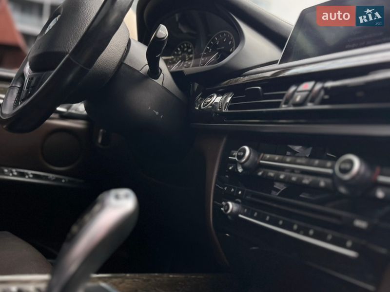 Внедорожник / Кроссовер BMW X5 2014 в Киеве