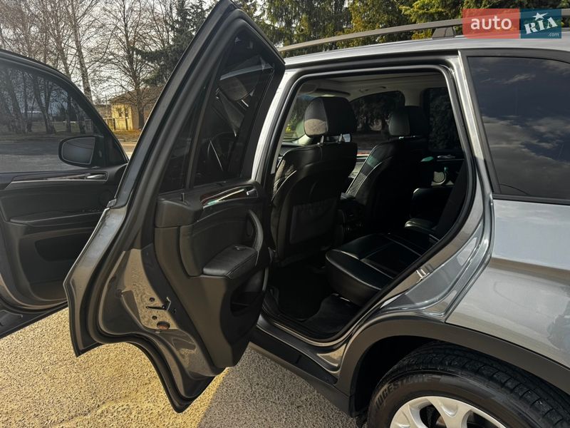 Внедорожник / Кроссовер BMW X5 2006 в Барышевке