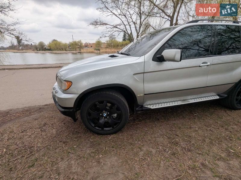 Внедорожник / Кроссовер BMW X5 2001 в Млинове