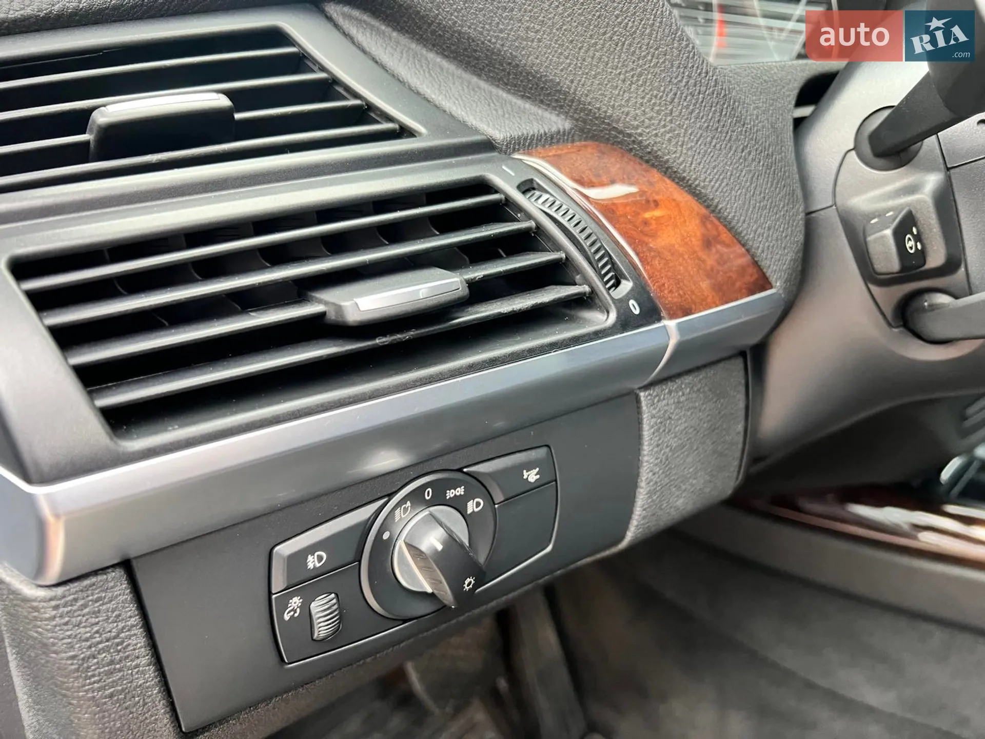2011 BMW X5 - мініатюра 21