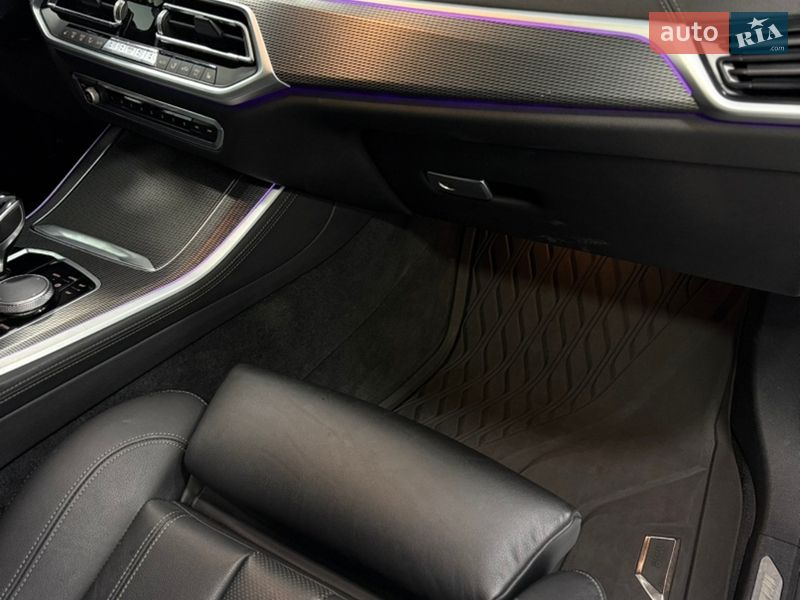 Внедорожник / Кроссовер BMW X5 2021 в Одессе