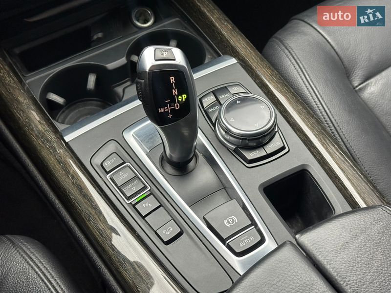 Внедорожник / Кроссовер BMW X5 2014 в Киеве