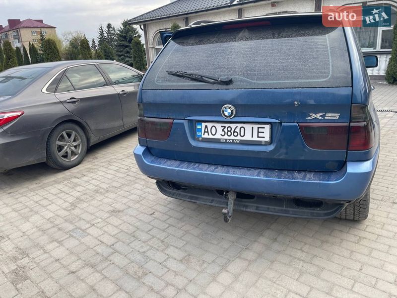 Внедорожник / Кроссовер BMW X5 2002 в Черновцах