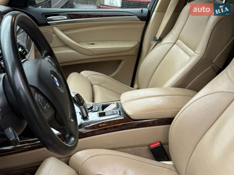 Внедорожник / Кроссовер BMW X5 2011 в Киеве
