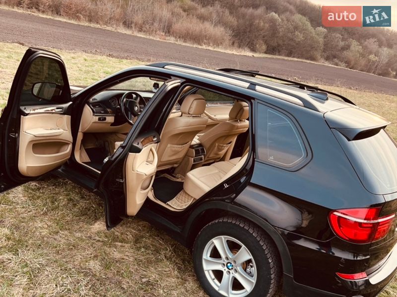 Внедорожник / Кроссовер BMW X5 2011 в Львове