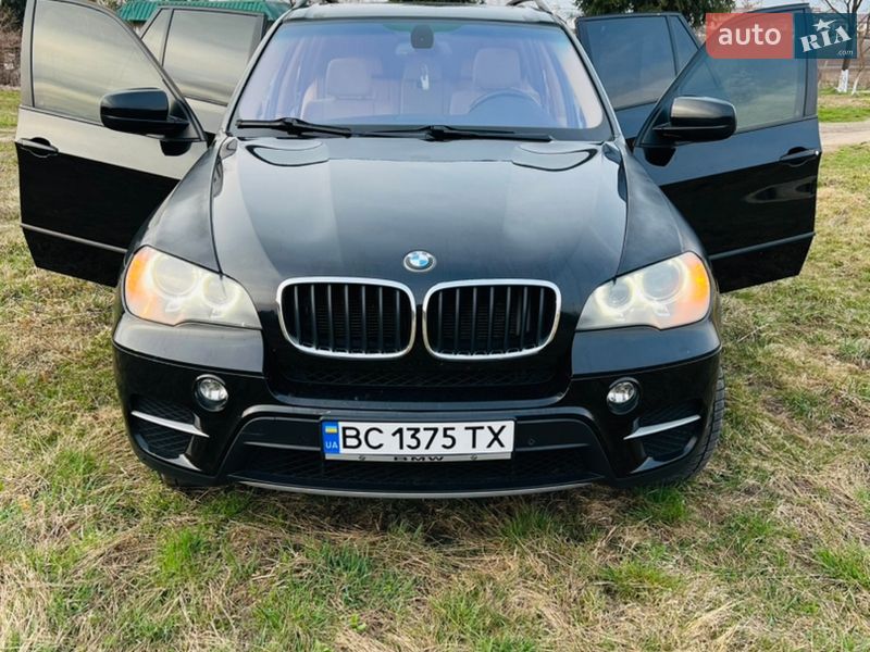 Внедорожник / Кроссовер BMW X5 2011 в Львове