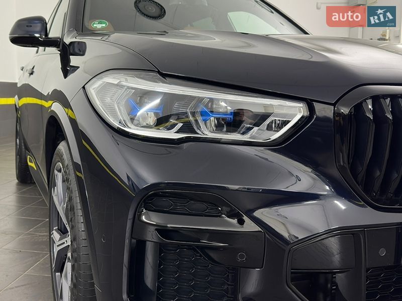 Внедорожник / Кроссовер BMW X5 2022 в Казатине