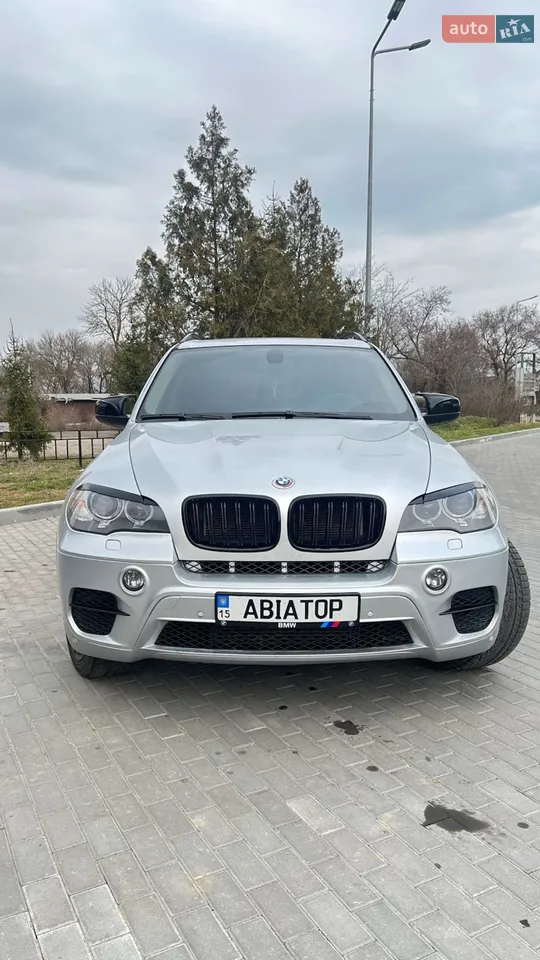 2010 BMW X5 - мініатюра 27
