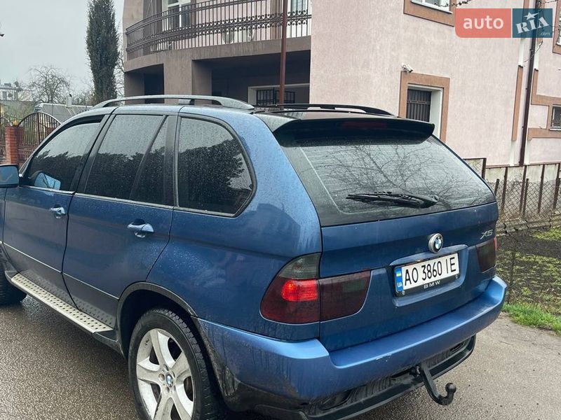 Внедорожник / Кроссовер BMW X5 2002 в Черновцах