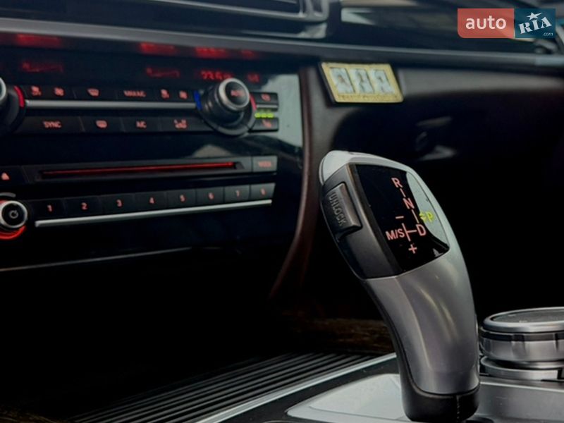 Позашляховик / Кросовер BMW X5 2015 в Києві