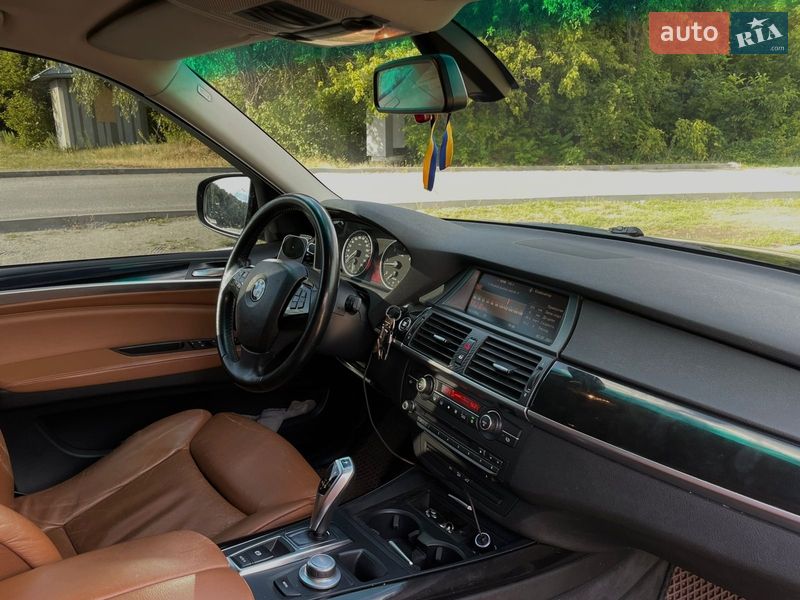 Позашляховик / Кросовер BMW X5 2008 в Дніпрі