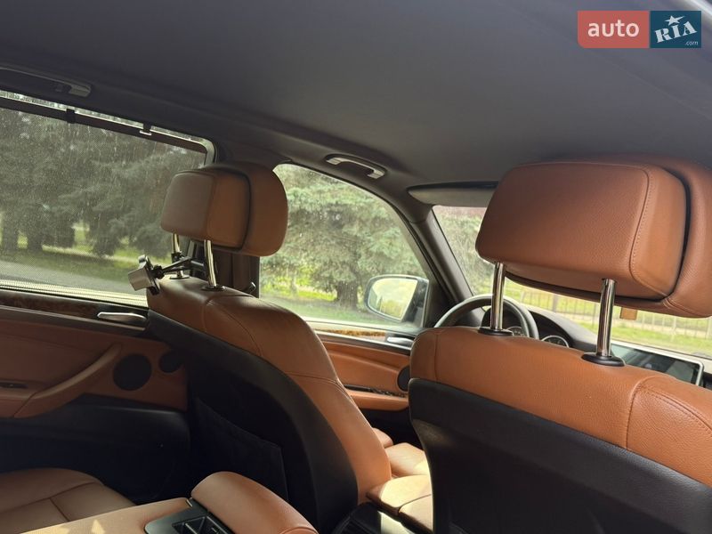 Позашляховик / Кросовер BMW X5 2008 в Івано-Франківську