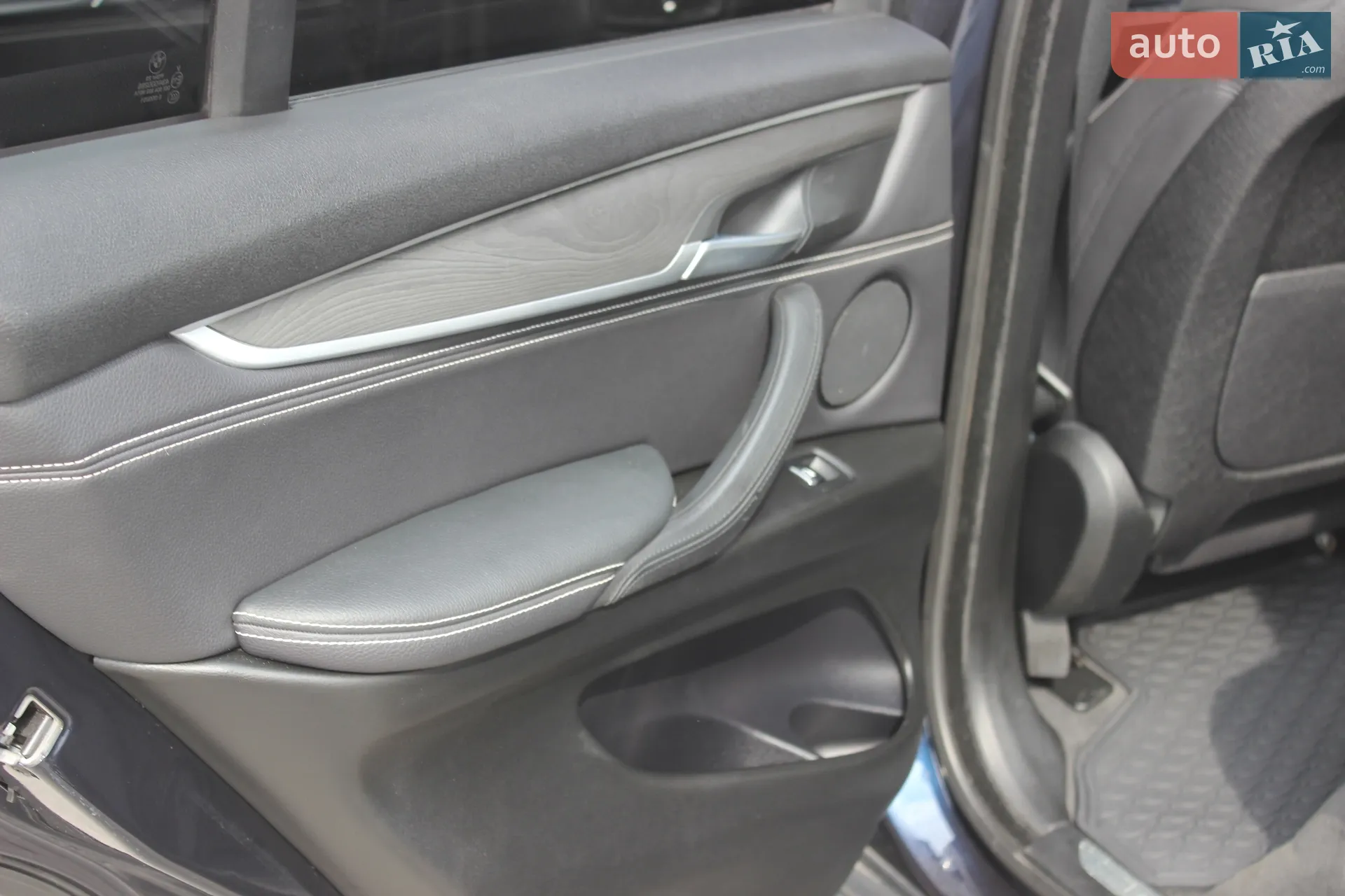 2014 BMW X5 - мініатюра 27