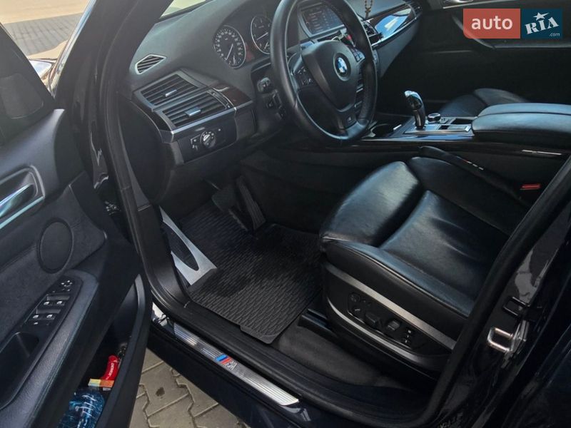Внедорожник / Кроссовер BMW X5 2012 в Одессе