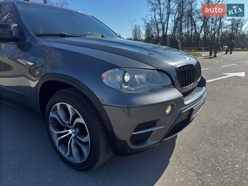 Позашляховик / Кросовер BMW X5 2012 в Києві фото 10 Позашляховик / Кросовер BMW X5 2012 в Києві