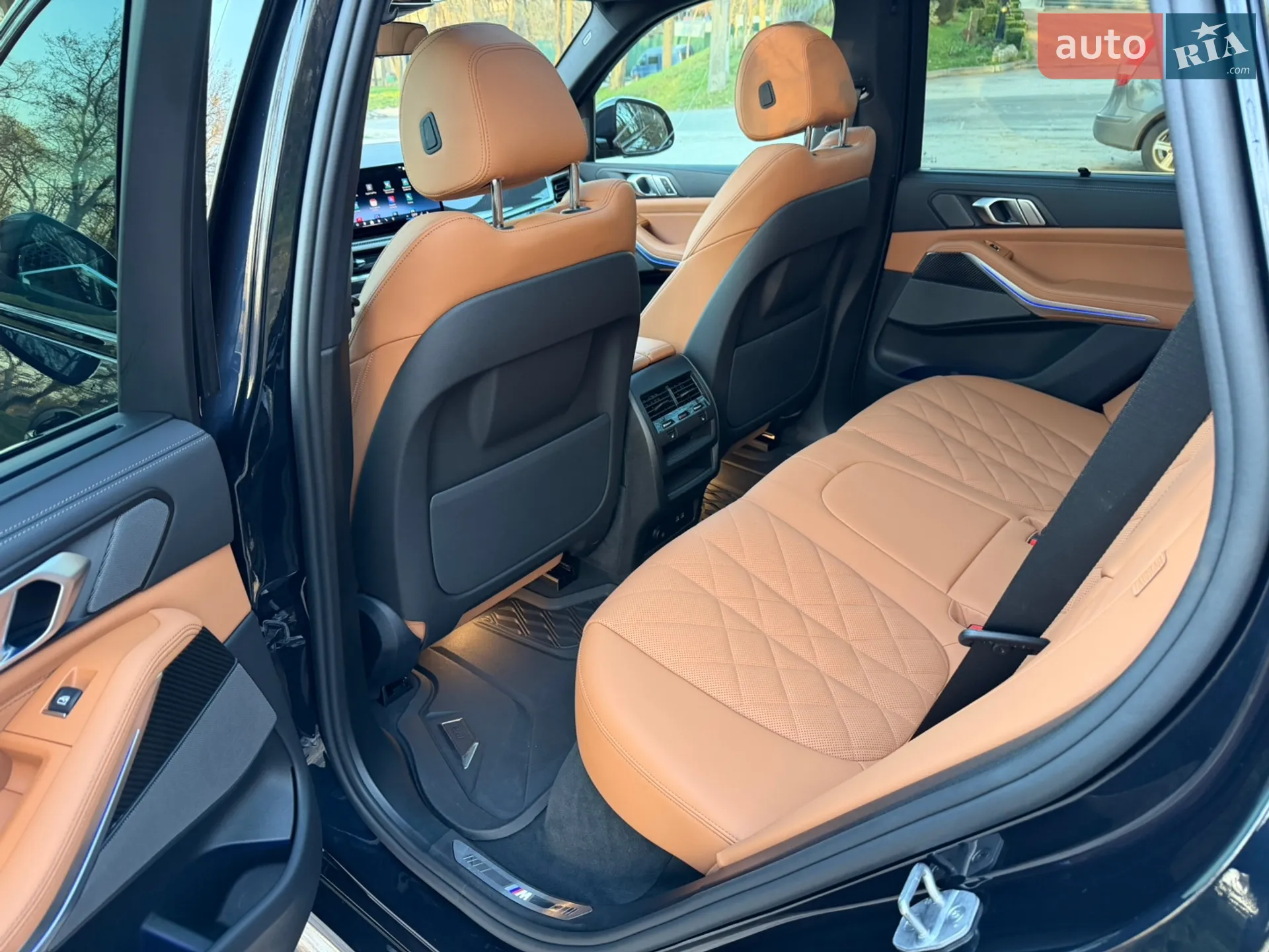 2025 BMW X5 - мініатюра 21