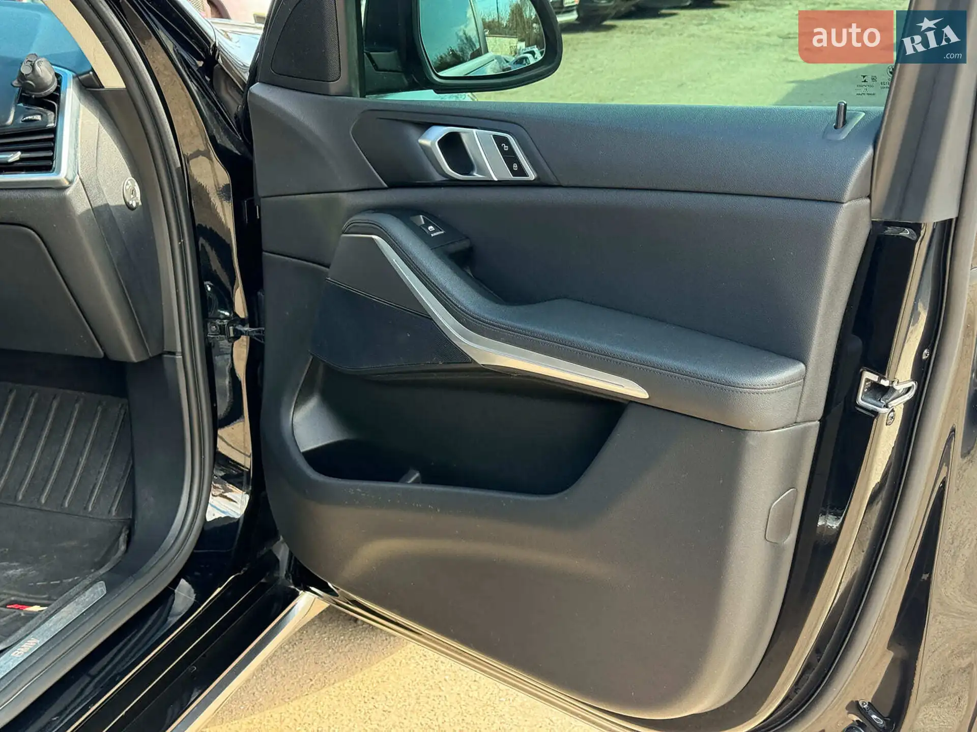 2021 BMW X5 - мініатюра 26