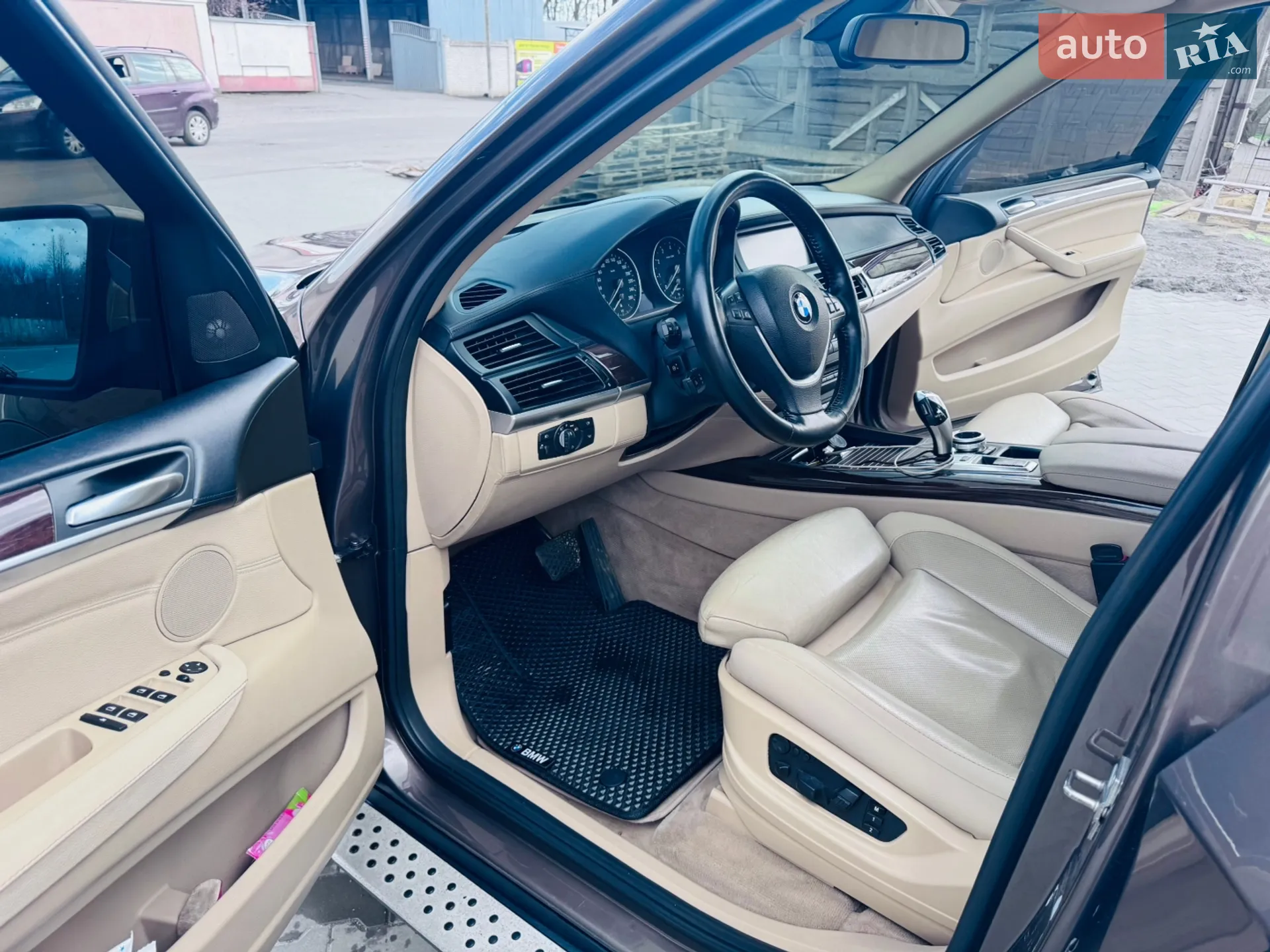 2011 BMW X5 - мініатюра 44